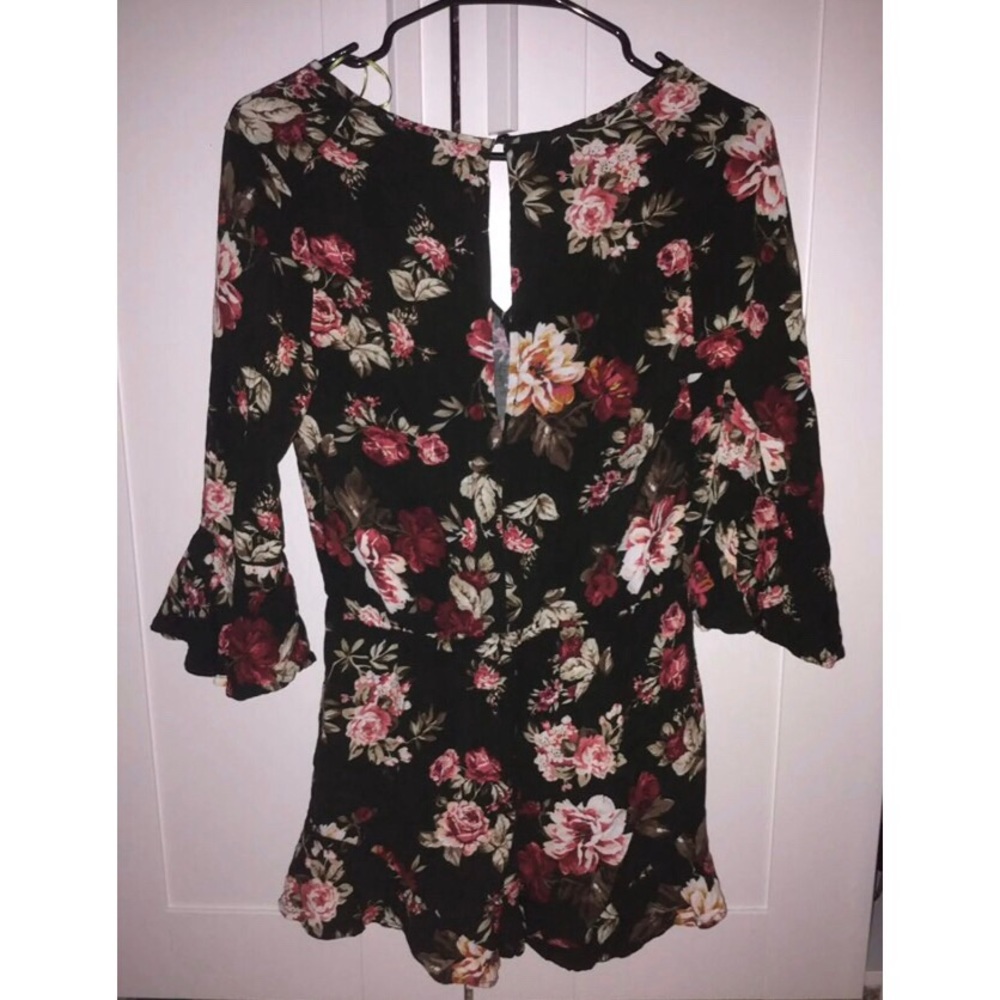 Romper - Picture 2 of 2